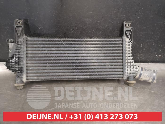 Usados Intercooler Nissan Navara (D40) 2.5 dCi 16V 4x4 Precio de solicitud ofrecido por V.Deijne Jap.Auto-onderdelen BV