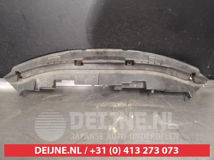 Usados Parachoque placa base Mazda 6 Sport (GH14/GHA4) 2.0i 16V S-VT Precio € 40,00 Norma de margen ofrecido por V.Deijne Jap.Auto-onderdelen BV