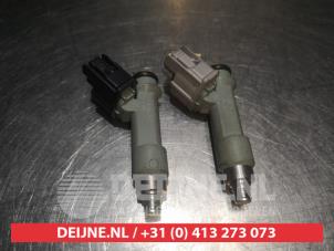 Usagé Injecteur (injection essence) Toyota Aygo (B10) 1.0 12V VVT-i Prix € 35,00 Règlement à la marge proposé par V.Deijne Jap.Auto-onderdelen BV