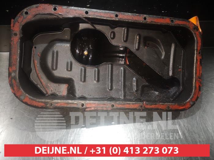 Usagé Couvercle carter Suzuki Vitara (ET/FT/TA) 1.6 Prix € 50,00 Règlement à la marge proposé par V.Deijne Jap.Auto-onderdelen BV