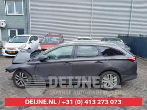 Used Rear door window 4-door, left Hyundai i30 Wagon (PDEF5) 1.0 T-GDI 12V Price on request offered by V.Deijne Jap.Auto-onderdelen BV