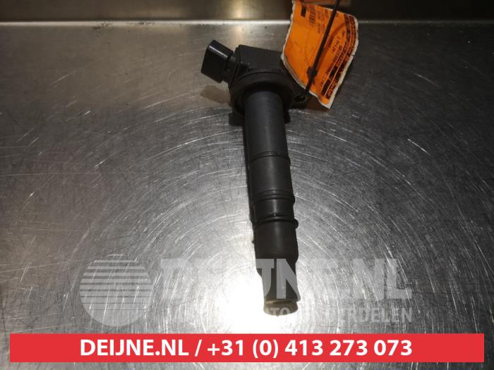 Usagé Bobine Toyota Avensis (T22) 2.0 16V VVT-i D-4 Prix € 20,00 Règlement à la marge proposé par V.Deijne Jap.Auto-onderdelen BV