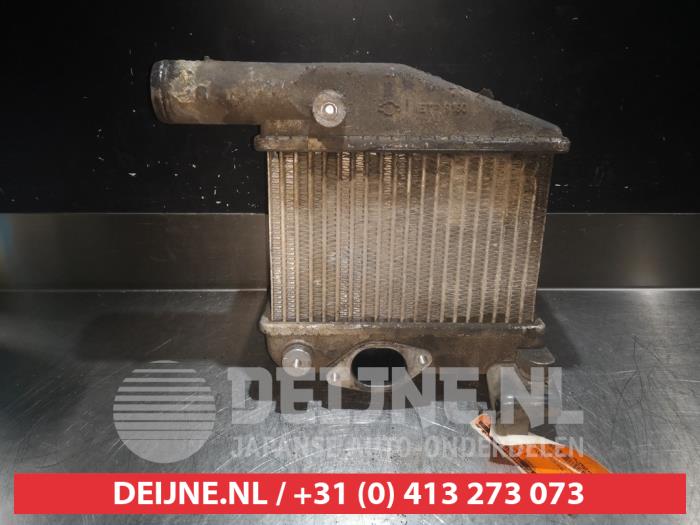 Usados Intercooler Nissan Primera Traveller (W12) 2.2 dCi 16V Precio € 35,00 Norma de margen ofrecido por V.Deijne Jap.Auto-onderdelen BV
