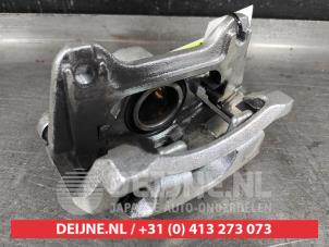 Used Front brake calliper, right Kia Picanto (JA) 1.0 DPi 12V Price € 50,00 Margin scheme offered by V.Deijne Jap.Auto-onderdelen BV