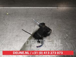 Used Headlight motor Kia Picanto (TA) 1.0 12V Price on request offered by V.Deijne Jap.Auto-onderdelen BV
