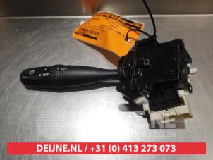 Usados Interruptor de luz Daihatsu Cuore (L251/271/276) 1.0 12V DVVT Precio de solicitud ofrecido por V.Deijne Jap.Auto-onderdelen BV