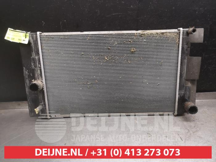 Usagé Radiateur Toyota Verso 1.8 16V VVT-i Prix € 50,00 Règlement à la marge proposé par V.Deijne Jap.Auto-onderdelen BV