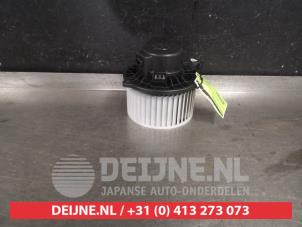 Used Heating and ventilation fan motor Kia Ceed (CDB5/CDBB) 1.0i T-GDi 12V Price on request offered by V.Deijne Jap.Auto-onderdelen BV