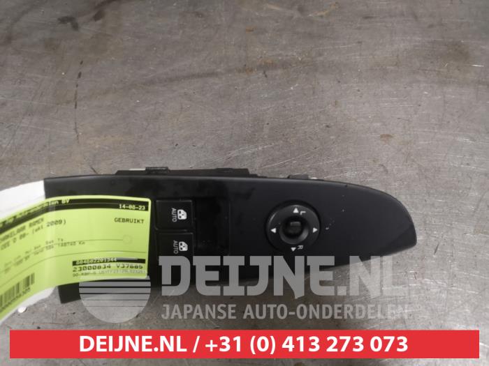 Używane Przelacznik combi okienny Kia Pro cee'd (EDB3) 1.4 CVVT 16V Cena € 35,00 Procedura marży oferowane przez V.Deijne Jap.Auto-onderdelen BV