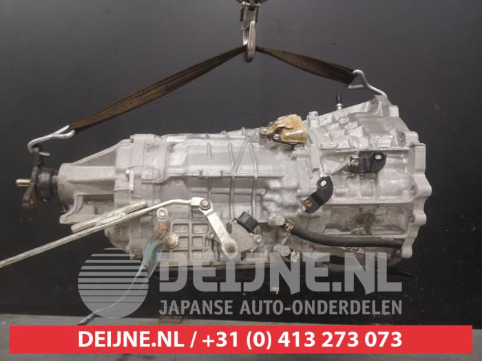 Getriebe van een Lexus IS (E3) 300h 2.5 16V 2014