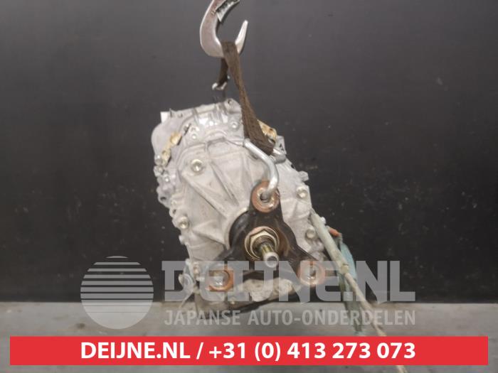 Getriebe van een Lexus IS (E3) 300h 2.5 16V 2014