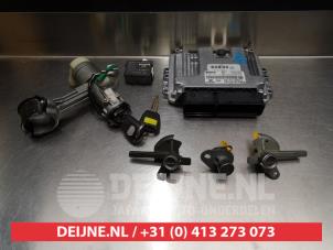 Used Set of cylinder locks (complete) Hyundai Getz 1.5 CRDi VGT 16V Price on request offered by V.Deijne Jap.Auto-onderdelen BV