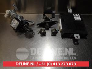 Used Set of cylinder locks (complete) Suzuki Ignis (FH) 1.5 16V Sport Price on request offered by V.Deijne Jap.Auto-onderdelen BV