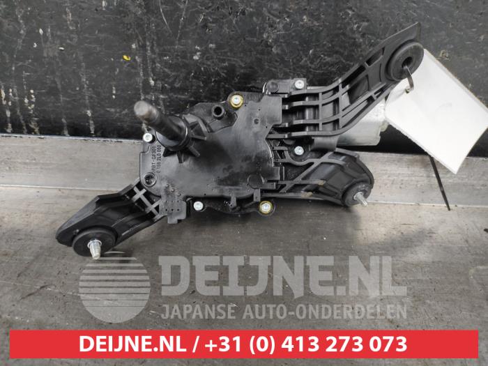 Motor de limpiaparabrisas detrás de un Kia Xceed 1.0 T-GDi 12V 2020