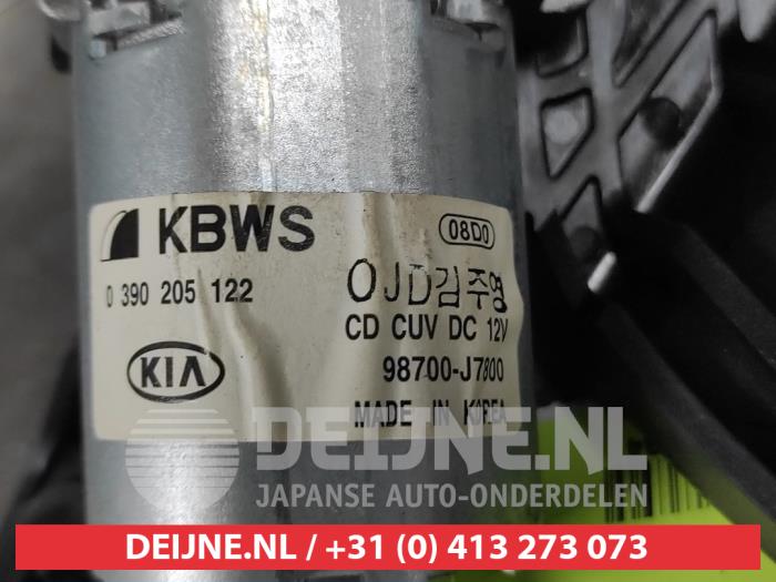 Motor de limpiaparabrisas detrás de un Kia Xceed 1.0 T-GDi 12V 2020