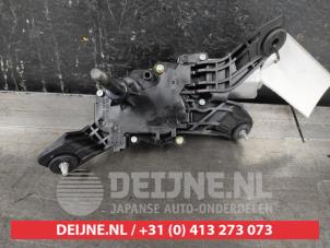 Usados Motor de limpiaparabrisas detrás Kia Xceed 1.0 T-GDi 12V Precio de solicitud ofrecido por V.Deijne Jap.Auto-onderdelen BV