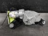 Motor de limpiaparabrisas detrás de un Kia Xceed 1.0 T-GDi 12V 2020