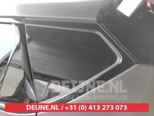 Gebrauchte Zusätzliches Fenster 4-türig links hinten Kia EV6 77 kWh GT AWD Preis auf Anfrage angeboten von V.Deijne Jap.Auto-onderdelen BV