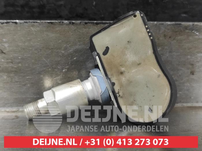 Däcktryckssensor från en Mazda CX-30 (DM) 1.8 Skyactiv D 116 16V 2020