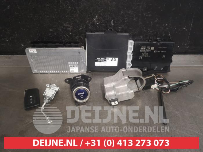 Used Engine management computer Lexus IS (E3) 300h 2.5 16V Price € 250,00 Margin scheme offered by V.Deijne Jap.Auto-onderdelen BV