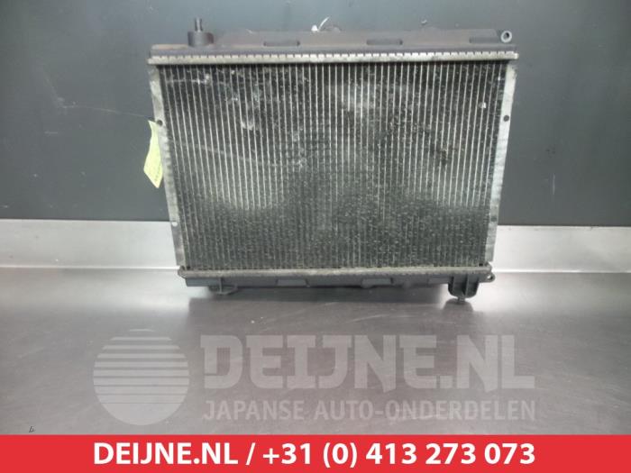 Usagé Radiateur Honda Civic Aerodeck (MB/MC) Prix € 35,00 Règlement à la marge proposé par V.Deijne Jap.Auto-onderdelen BV