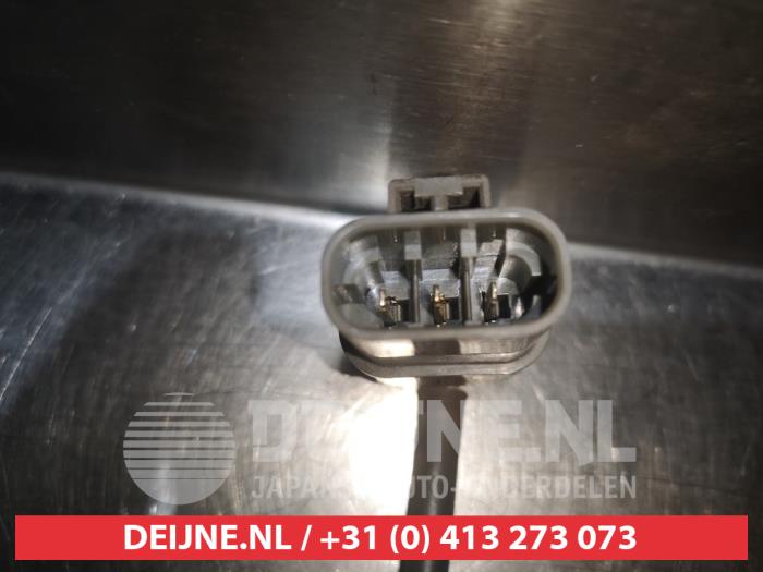 Sonde lambda d'un Nissan Primera (P10) 2.0i 16V SPi Kat. 1996