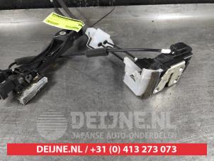 Gebrauchte Türschlossmechanik 4-türig rechts vorne Infiniti FX (S51) 35 3.5i 24V Preis € 100,00 Margenregelung angeboten von V.Deijne Jap.Auto-onderdelen BV