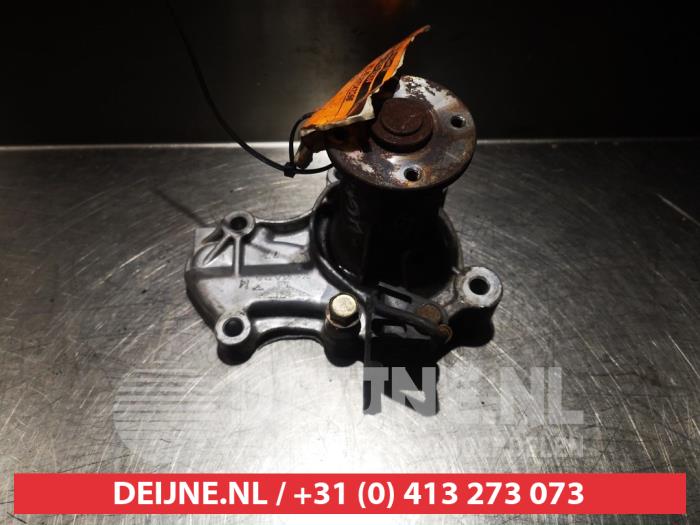 Begagnade Vattenpump Mitsubishi Space Star (DG) 1.3 16V Pris € 50,00 Marginaltabell erbjuds av V.Deijne Jap.Auto-onderdelen BV