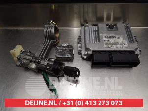 Usados Cerradura de contacto y llave Hyundai Getz 1.5 CRDi VGT 16V Precio de solicitud ofrecido por V.Deijne Jap.Auto-onderdelen BV