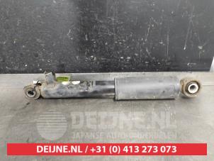 Used Rear shock absorber, right Kia Sorento II (XM) 2.2 CRDi 16V VGT 4x4 Price € 30,00 Margin scheme offered by V.Deijne Jap.Auto-onderdelen BV