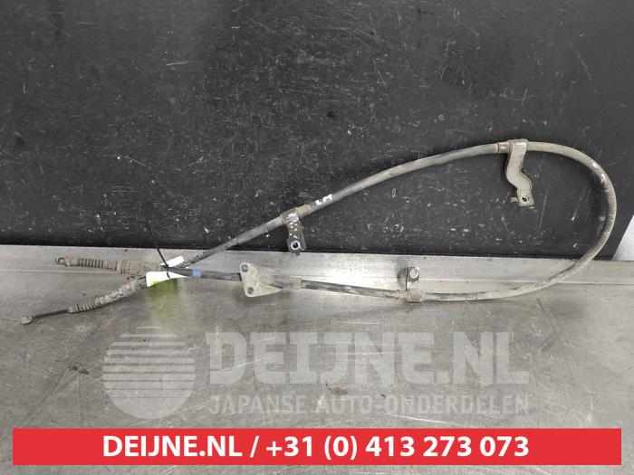 Usagé Câble frein à main Kia Sorento Prix € 35,00 Règlement à la marge proposé par V.Deijne Jap.Auto-onderdelen BV