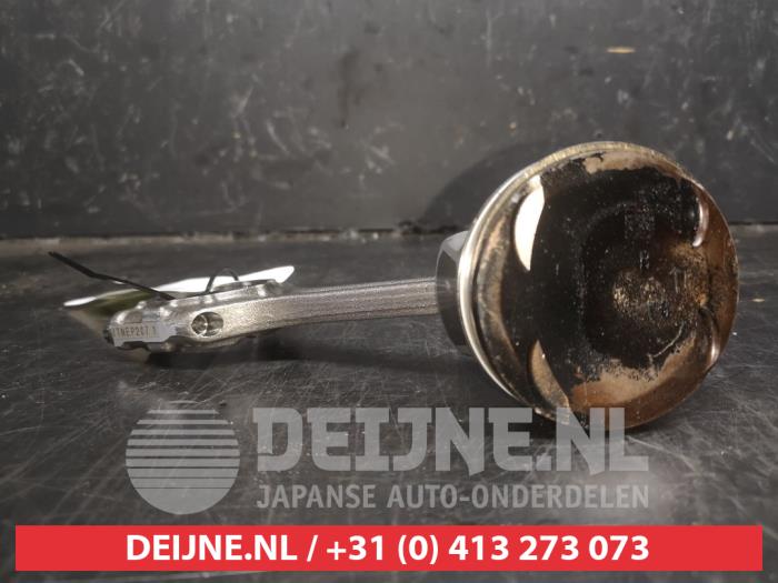Used Piston Hyundai Tucson (NX) 1.6 T-GDI HEV Price € 50,00 Margin scheme offered by V.Deijne Jap.Auto-onderdelen BV