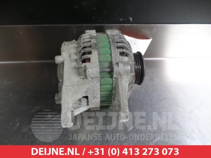 Usagé Alternateur Kia Sportage (K0) 2.0 16V 4x4 Prix € 25,00 Règlement à la marge proposé par V.Deijne Jap.Auto-onderdelen BV