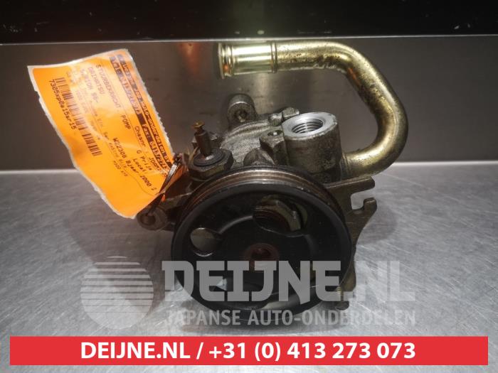 Usagé Pompe de direction Daihatsu Sirion/Storia (M1) 1.0 12V Prix € 30,00 Règlement à la marge proposé par V.Deijne Jap.Auto-onderdelen BV