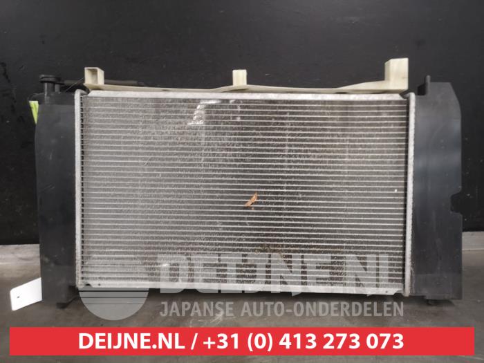 Usagé Radiateur Toyota Avensis Wagon (T25/B1E) 1.8 16V VVT-i Prix € 60,00 Règlement à la marge proposé par V.Deijne Jap.Auto-onderdelen BV