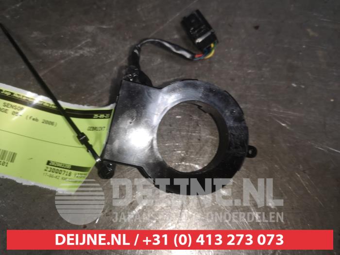 Begagnade Styrvinkelsensor Kia Sportage (JE) 2.7 V6 24V 4x4 Pris € 50,00 Marginaltabell erbjuds av V.Deijne Jap.Auto-onderdelen BV