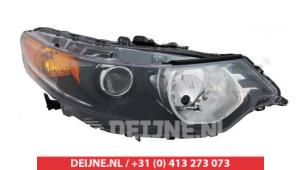 New Headlight, right Honda Accord Price € 203,34 Inclusive VAT offered by V.Deijne Jap.Auto-onderdelen BV