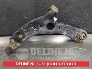 Used Front lower wishbone, left Kia Carens IV (RP) 1.6 GDI 16V Price € 50,00 Margin scheme offered by V.Deijne Jap.Auto-onderdelen BV