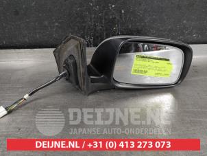 Gebrauchte Außenspiegel rechts Toyota Avensis Wagon (T25/B1E) 2.0 16V VVT-i D4 Preis € 50,00 Margenregelung angeboten von V.Deijne Jap.Auto-onderdelen BV