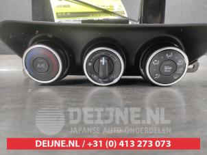 Usados Panel de control de calefacción Toyota Aygo X 1.0 12V VVT-i Precio de solicitud ofrecido por V.Deijne Jap.Auto-onderdelen BV