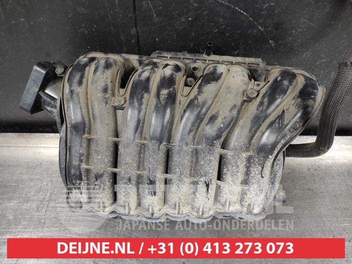 Używane Kolektor dolotowy Toyota Avensis Wagon (T25/B1E) 2.0 16V VVT-i D4 Cena na żądanie oferowane przez V.Deijne Jap.Auto-onderdelen BV