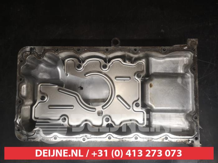Used Sump Hyundai i20 1.4 CRDi 16V Price € 50,00 Margin scheme offered by V.Deijne Jap.Auto-onderdelen BV