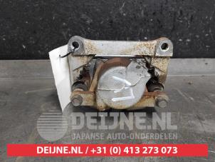 Used Front brake calliper, left Mazda MX-5 (NC18/1A) 1.8i 16V Price € 35,00 Margin scheme offered by V.Deijne Jap.Auto-onderdelen BV
