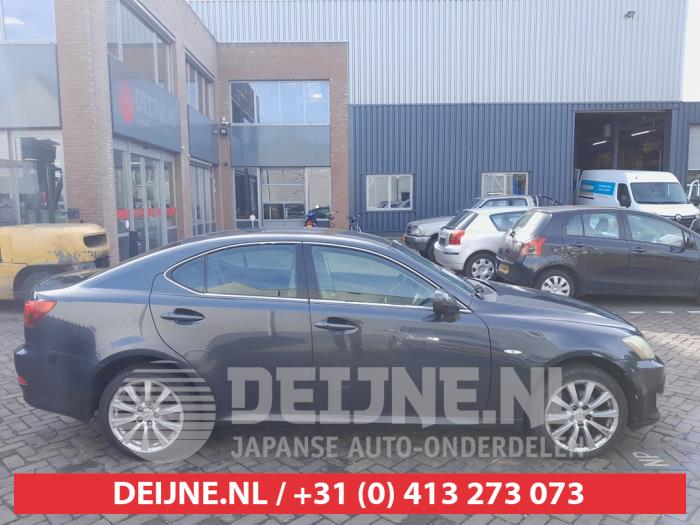 Usados Ventanilla triangular derecha detrás Lexus IS (E2) 220d 16V Precio € 35,00 Norma de margen ofrecido por V.Deijne Jap.Auto-onderdelen BV