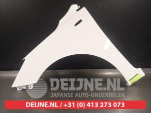 Used Front wing, left Kia Rio (DC22/24) 1.5 16V Price on request offered by V.Deijne Jap.Auto-onderdelen BV