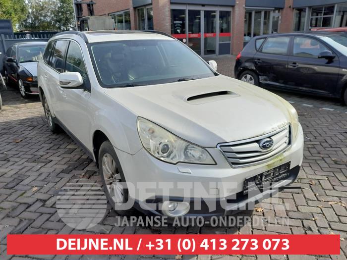 Używane Maska Subaru Legacy Wagon (BR) 2.0 D 16V Cena € 150,00 Procedura marży oferowane przez V.Deijne Jap.Auto-onderdelen BV