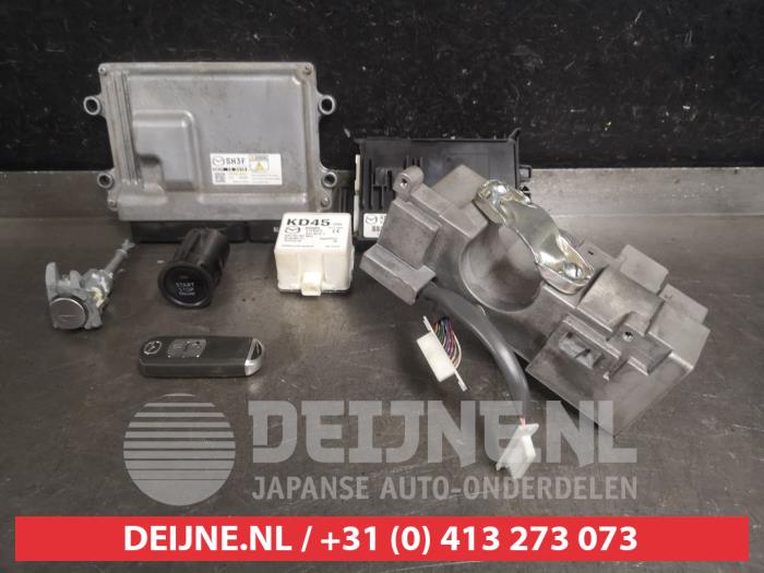 Used Engine management computer Mazda CX-5 I (KE,GH) 2.2 Skyactiv D 150 16V 4WD Price € 150,00 Margin scheme offered by V.Deijne Jap.Auto-onderdelen BV