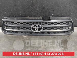 Gebrauchte Grill Toyota RAV4 (A2) 2.0 16V VVT-i 4x4 Preis € 40,00 Margenregelung angeboten von V.Deijne Jap.Auto-onderdelen BV