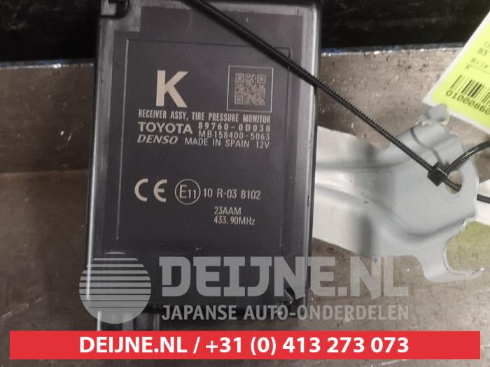 Begagnade Däcktrycksmodul Toyota Yaris III (P13) 1.0 12V VVT-i Pris € 25,00 Marginaltabell erbjuds av V.Deijne Jap.Auto-onderdelen BV