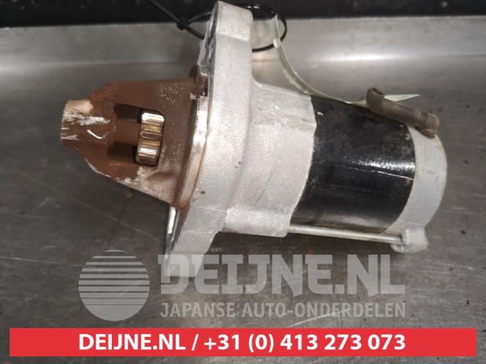 Begagnade Startmotor Toyota Yaris III (P13) 1.0 12V VVT-i Pris € 35,00 Marginaltabell erbjuds av V.Deijne Jap.Auto-onderdelen BV